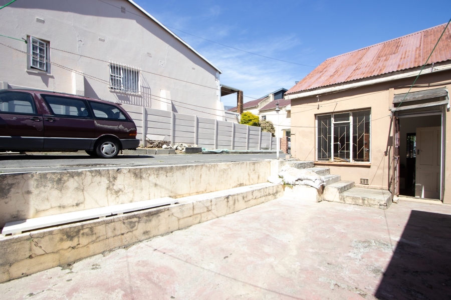 5 Bedroom Property for Sale in Walmer Estate Western Cape